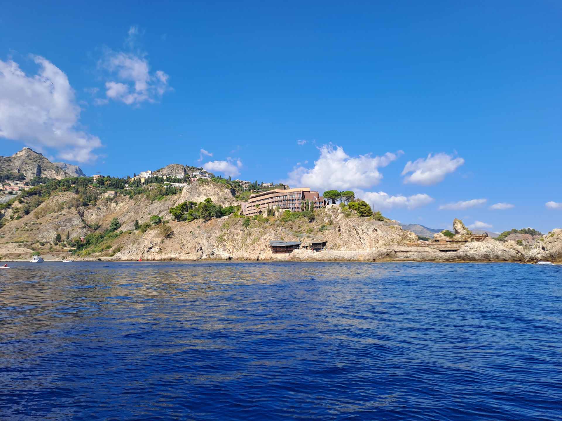 Snorkeling nelle acque cristalline di Taormina